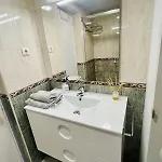 Estudio En Primera Linea De Playa Фуэнхирола