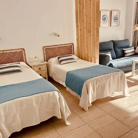 Estudio En Primera Linea De Playa * Фуэнхирола